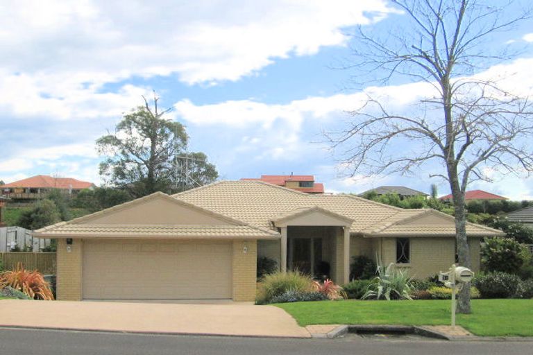 Photo of property in 31 Revell Drive, Ohauiti, Tauranga, 3112