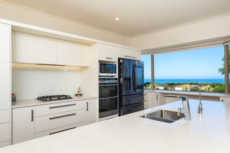 Photo of property in 11 Kaimata Road, Bay View, Napier, 4182