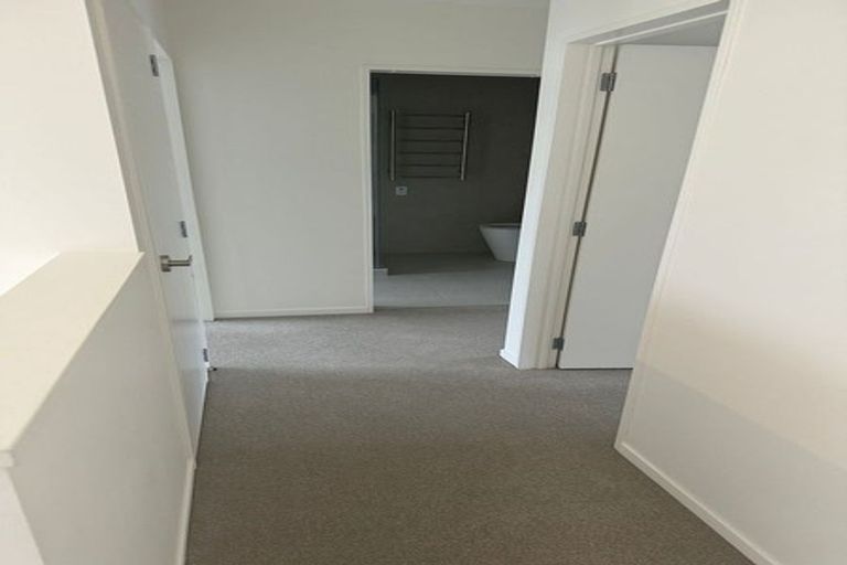 Photo of property in 7 Mahalo Avenue, Wiri, Auckland, 2104