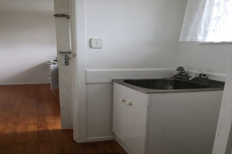 Photo of property in 4/49 Miro Street, New Lynn, Auckland, 0600