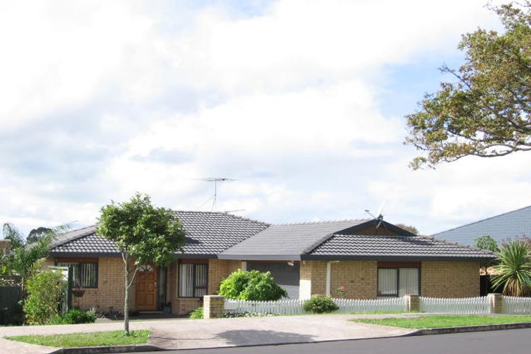 Photo of property in 3 Summerland Drive, Henderson, Auckland, 0612