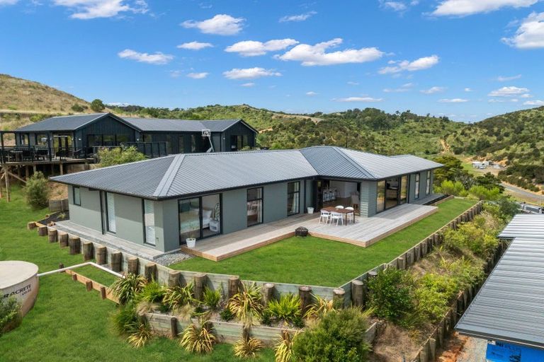 Photo of property in 11 Rihi Paea Rise, Ngunguru, 0173