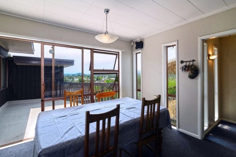 Photo of property in 32 Westbourne Avenue, Pomare, Rotorua, 3015