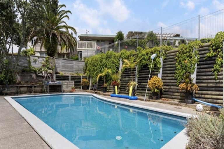 Photo of property in 1/37 Waipa Street, Birkenhead, Auckland, 0626