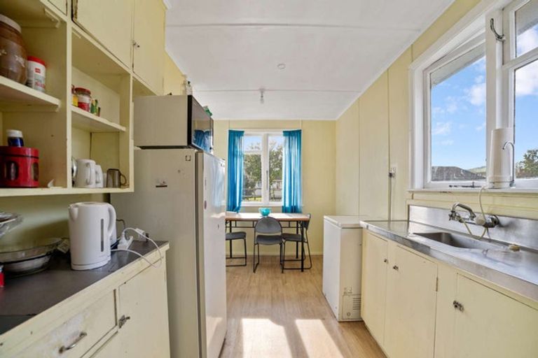 Photo of property in 38 Ranfurly Street, Kaiti, Gisborne, 4010