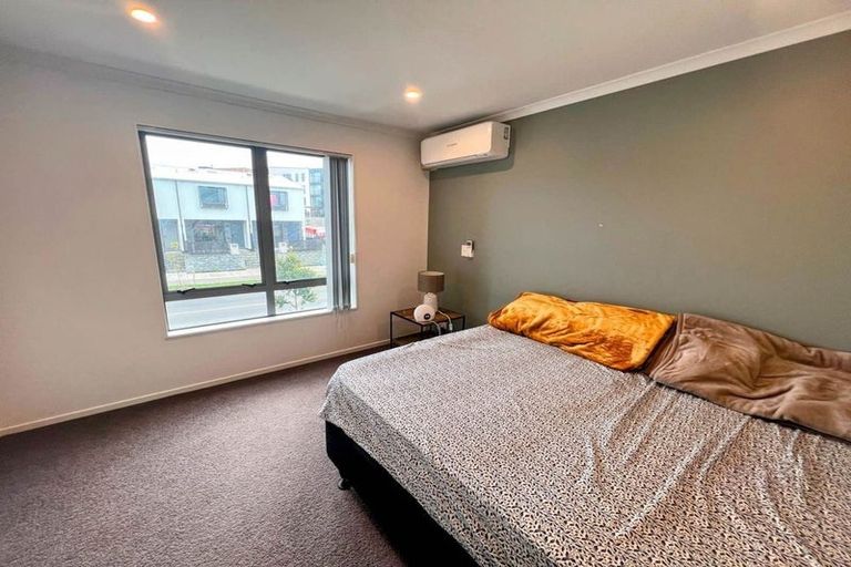 Photo of property in 12 Te Rito Road, Hobsonville, Auckland, 0616