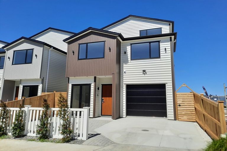Photo of property in 20 Laquinta Place, Flat Bush, Auckland, 2019
