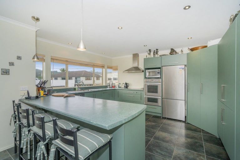 Photo of property in 8 Eyre Street, Whitianga, 3510