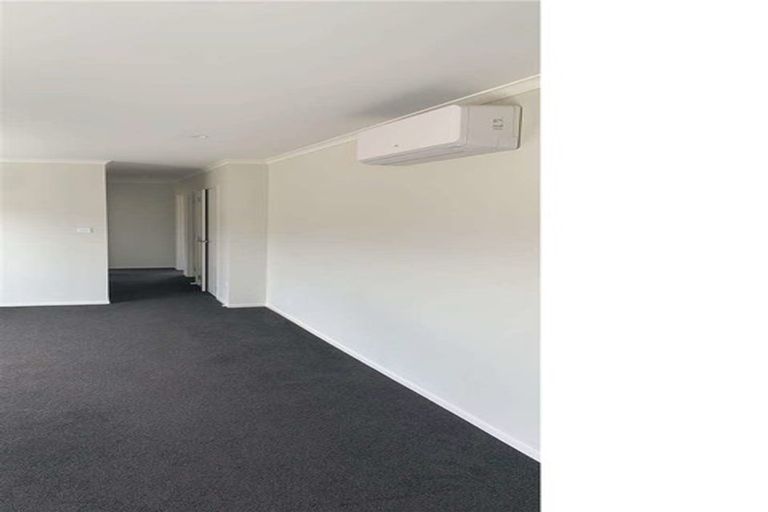 Photo of property in 11 Navy Lane, Papamoa, 3118