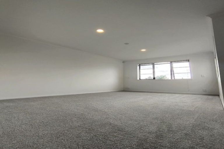 Photo of property in 65 Kelvin Hart Drive, East Tamaki, Auckland, 2013