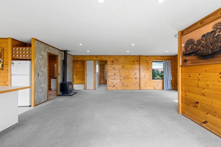Photo of property in 3 Antonia Place, Kinloch, Taupo, 3377