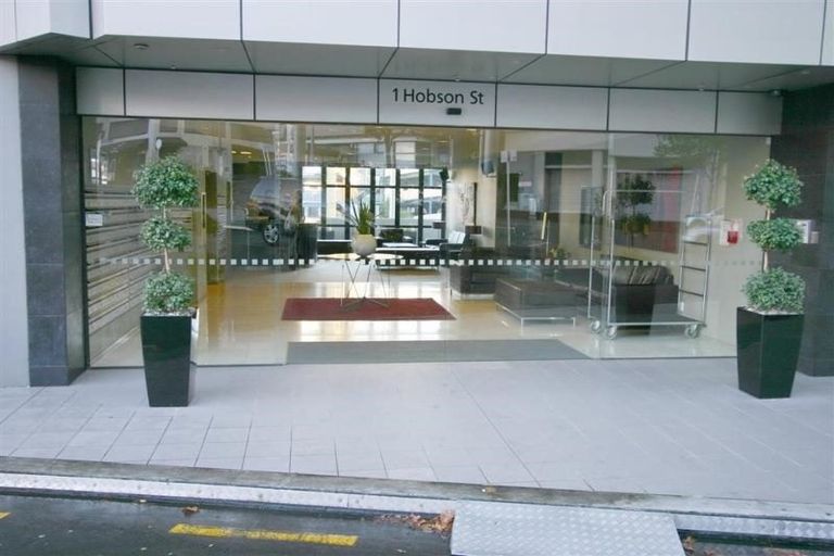 Photo of property in 1 Hobson Street, Maeroa, Hamilton, 3200