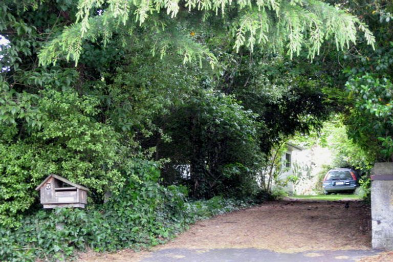 Photo of property in 5 Wai-iti Terrace, Burnside, Christchurch, 8053