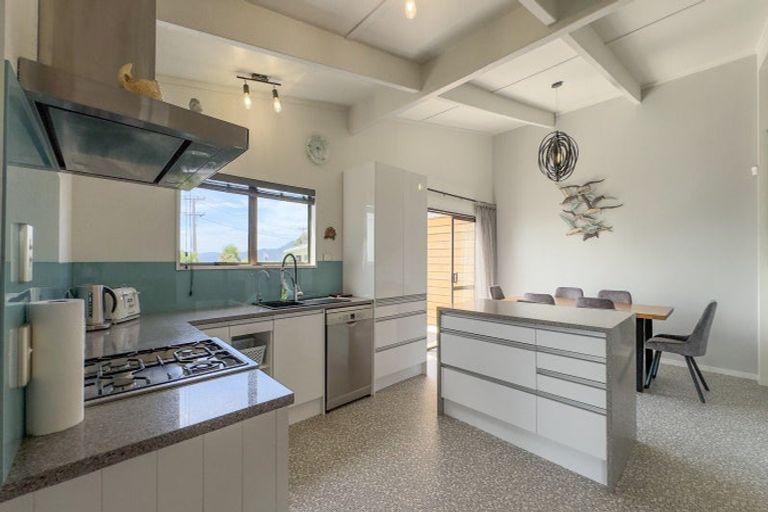 Photo of property in 1 Springfield Avenue, Ngarimu Bay, Thames, 3575