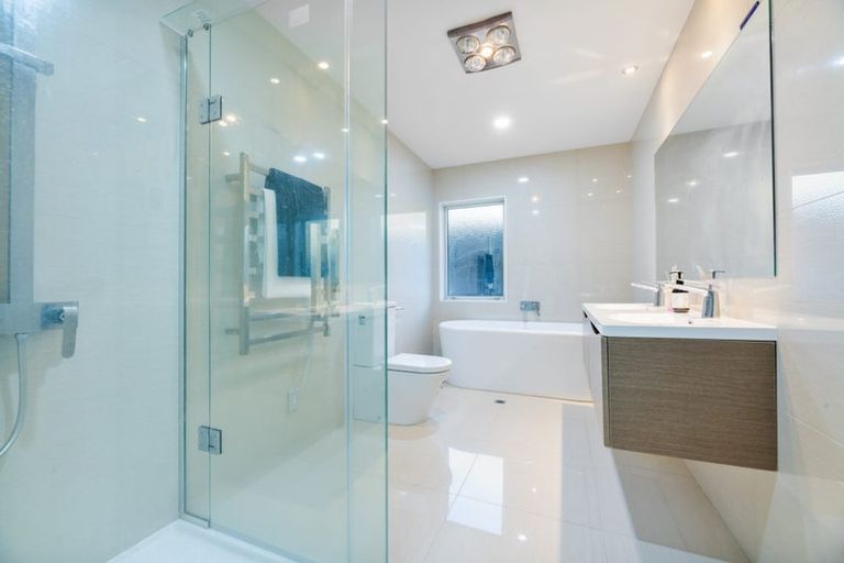 Photo of property in 20 Irongate Avenue, Ranui, Auckland, 0612