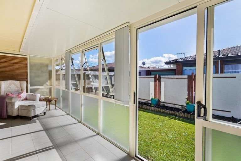 Photo of property in 214a Centreway Road, Orewa, 0931