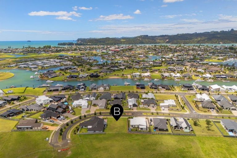 Photo of property in 6 Onerere Drive, Whitianga, 3510