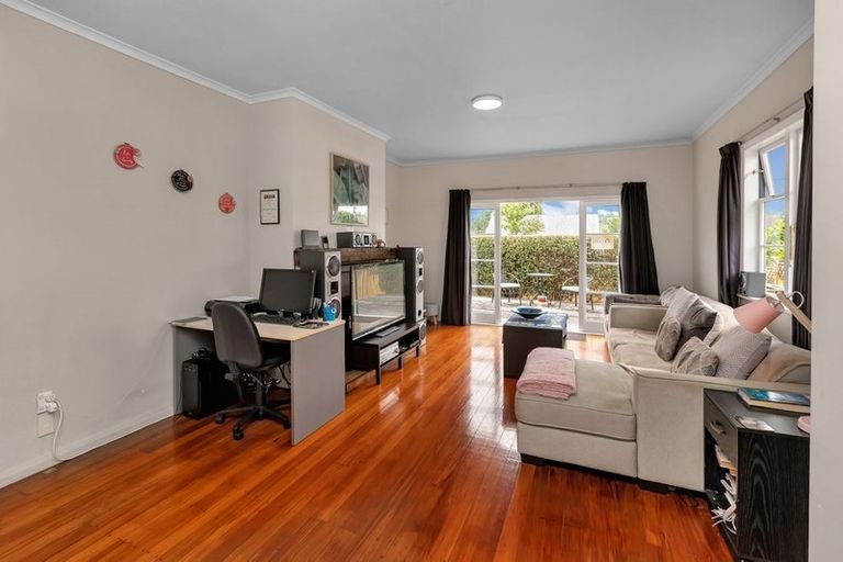 Photo of property in 15 Churchill Street, Kensington, Whangarei, 0112