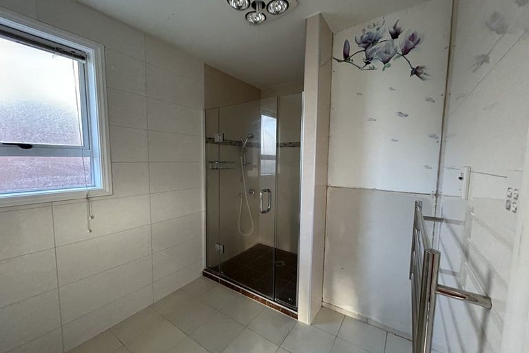 Photo of property in 53 Routley Drive, Glen Eden, Auckland, 0602