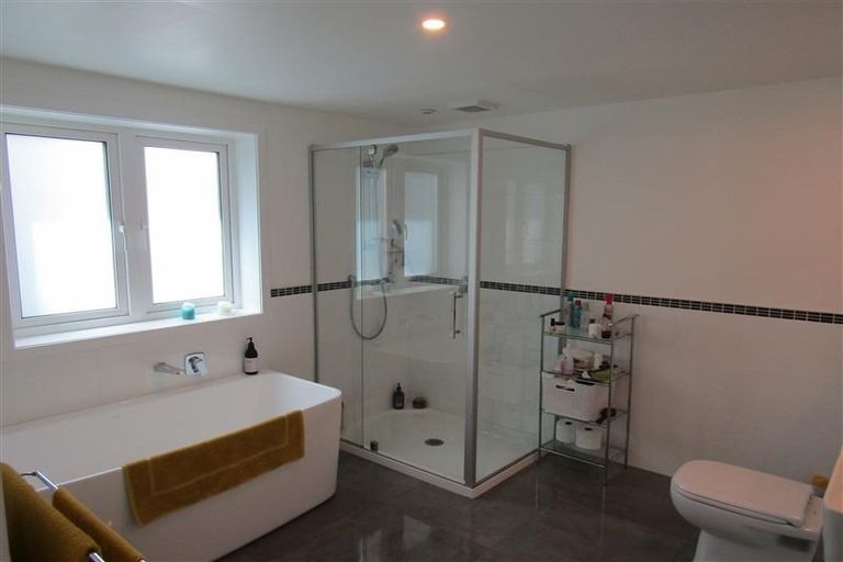 Photo of property in 34b Birch Terrace, Birchville, Upper Hutt, 5018