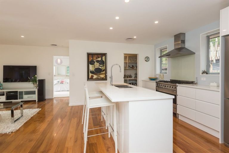 Photo of property in 26 Ocean View Terrace, Sumner, Christchurch, 8081