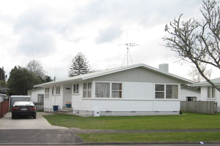 Photo of property in 27 Carrington Avenue, Hillcrest, Hamilton, 3216