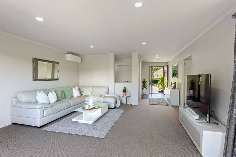 Photo of property in 9 Angus Way, Nikau Valley, Paraparaumu, 5032