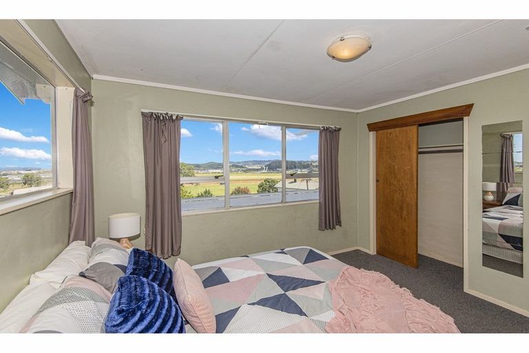 Photo of property in 25 Tanekaha Drive, Parahaki, Whangarei, 0112