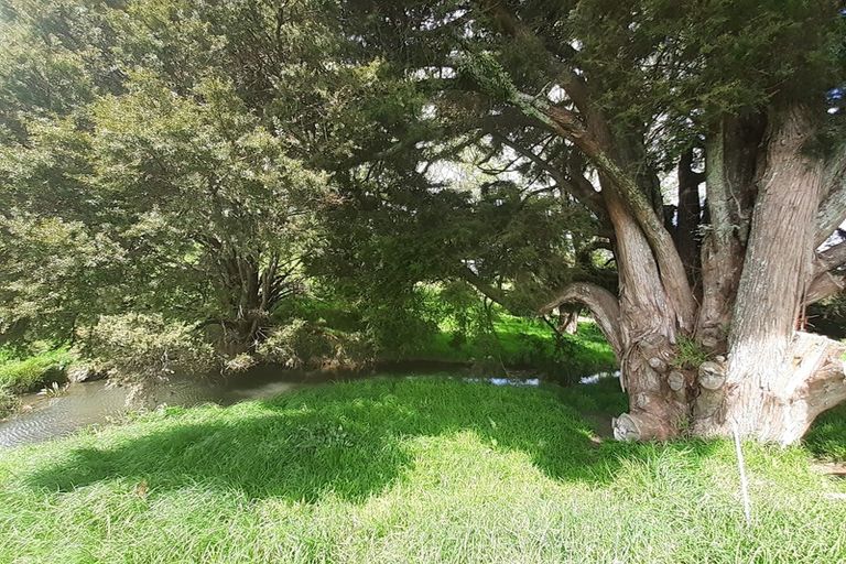 Photo of property in 171 Arcadia Road, Paparoa, 0571