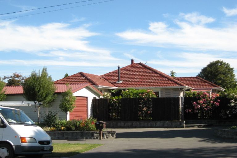 Photo of property in 49 Bevington Street, Avonhead, Christchurch, 8042