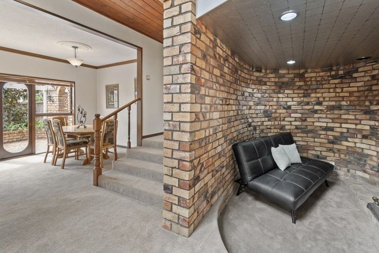 Photo of property in 19 Clyside Avenue, Half Moon Bay, Auckland, 2012