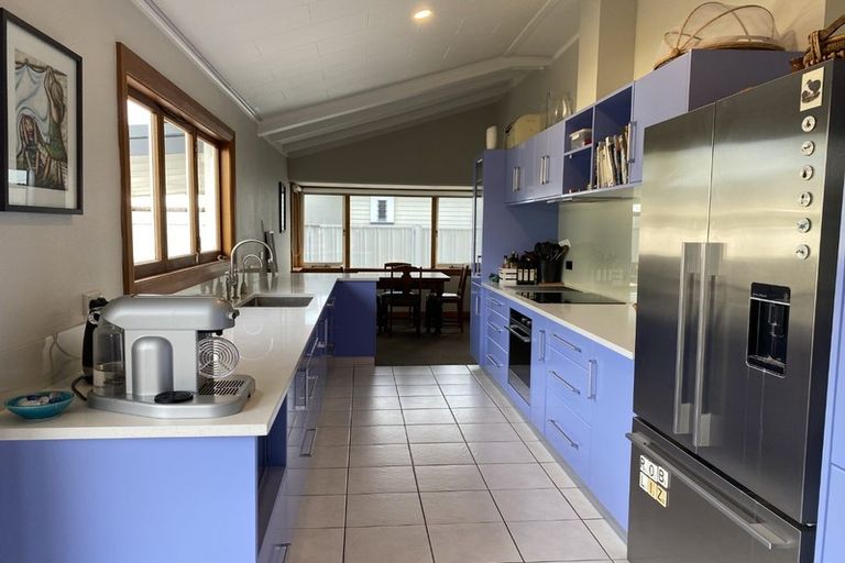 Photo of property in 50 Mcdonald Street, Napier South, Napier, 4110
