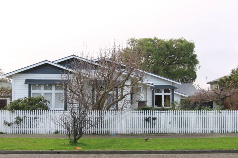 Photo of property in 25 Annandale Avenue, Takaro, Palmerston North, 4410