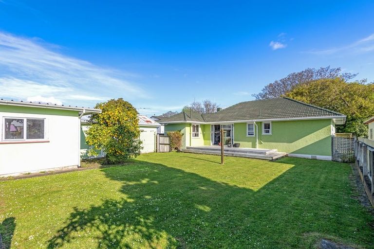 Photo of property in 109 Pahiatua Street, Hokowhitu, Palmerston North, 4410