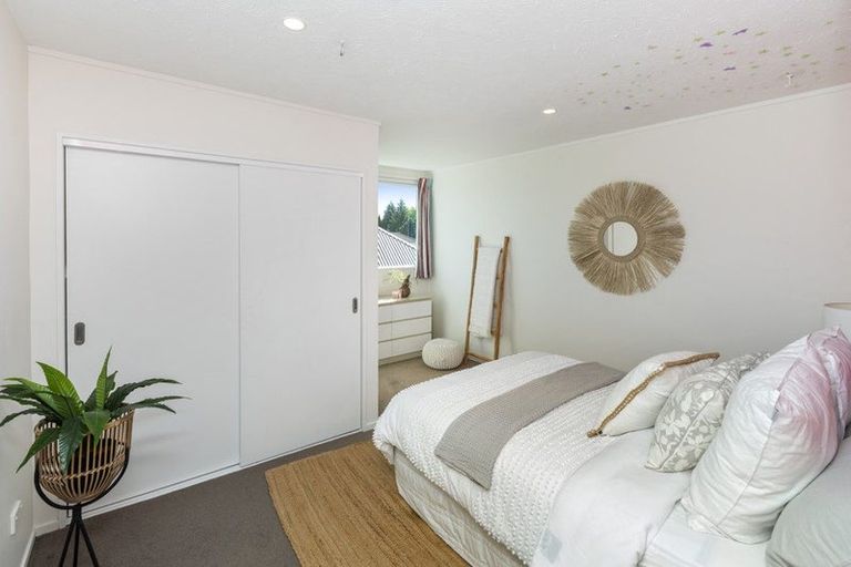 Photo of property in 23 Cherrywood Place, Redwood, Christchurch, 8051