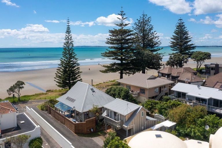 Photo of property in 5 Marine Parade, Orewa, 0931