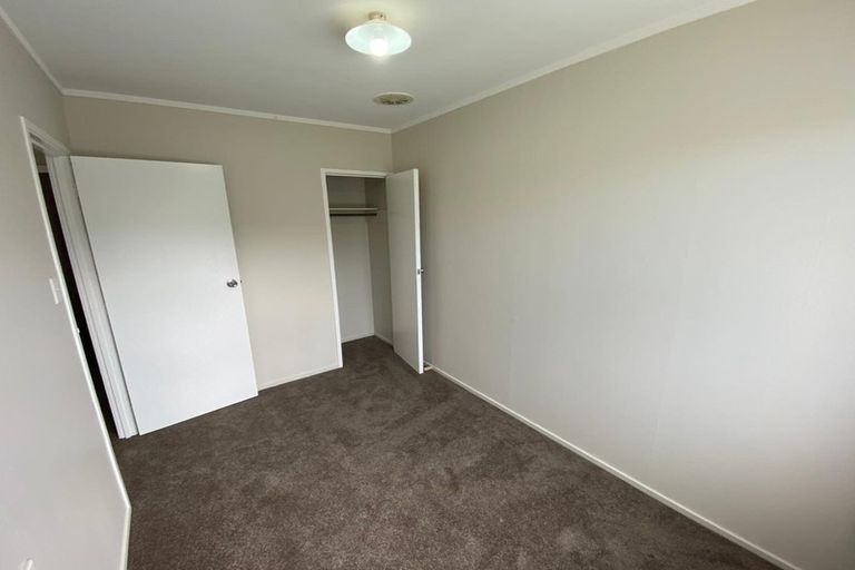 Photo of property in 2/11 Celtic Crescent, Ellerslie, Auckland, 1051