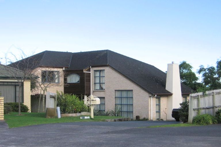 Photo of property in 8 Carniew Place, Dannemora, Auckland, 2016