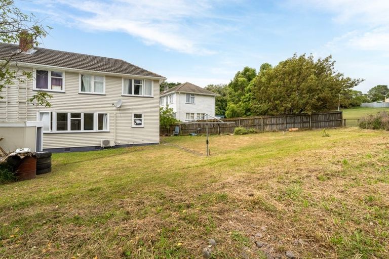 Photo of property in 26 Derby Place, Cannons Creek, Porirua, 5024