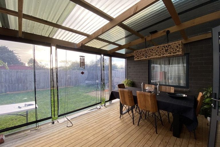 Photo of property in 37 Ipukarea Street, Weymouth, Auckland, 2103