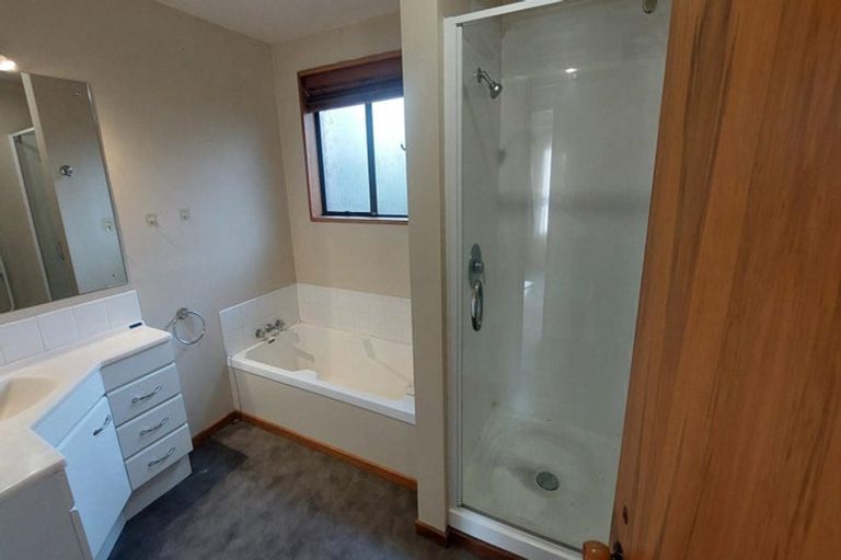 Photo of property in 11 Tripp Place, Ilam, Christchurch, 8041