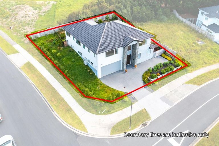 Photo of property in 52 Resolution Drive, Gulf Harbour, Whangaparaoa, 0930