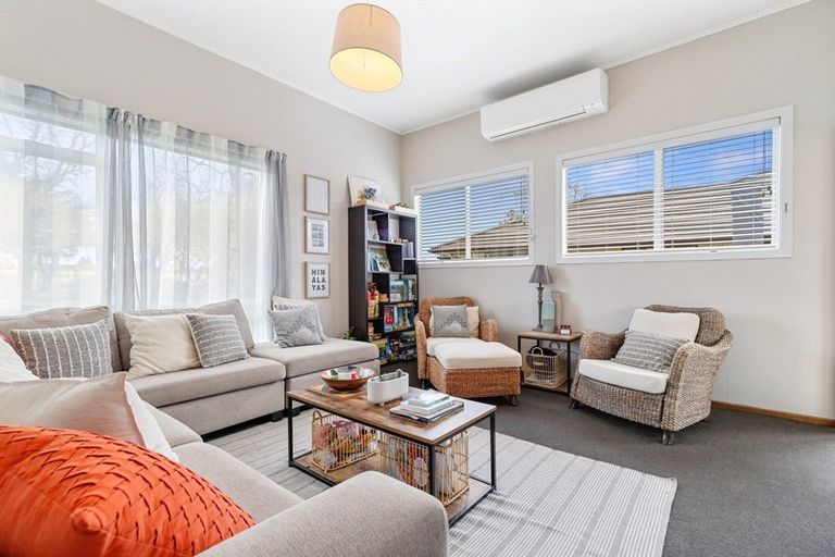 Photo of property in 7 Crosher Place, Silverdale, Hamilton, 3216