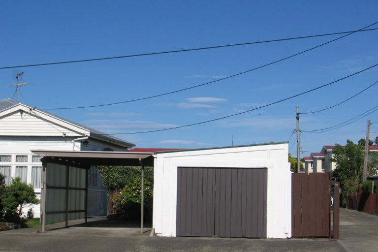 Photo of property in 18 Byron Street, Miramar, Wellington, 6022