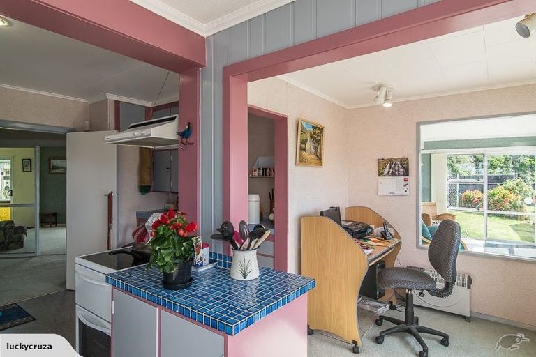 Photo of property in 22 Nathan Avenue, Paraparaumu Beach, Paraparaumu, 5032