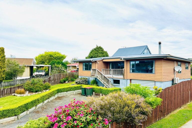 Photo of property in 12 Suffolk Place, Balclutha, 9230