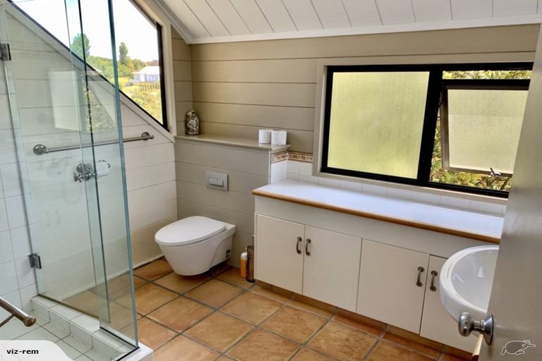 Photo of property in 34 Harbour View Road, Leigh, 0985