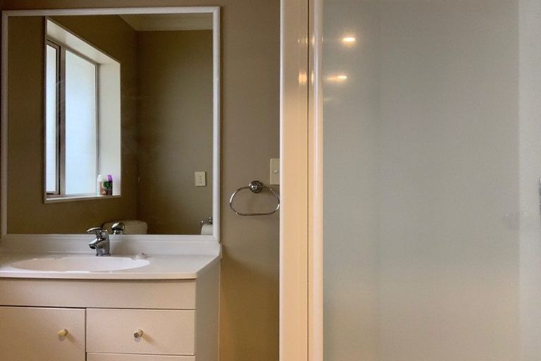 Photo of property in 12 Innisowen Place, Flat Bush, Auckland, 2019