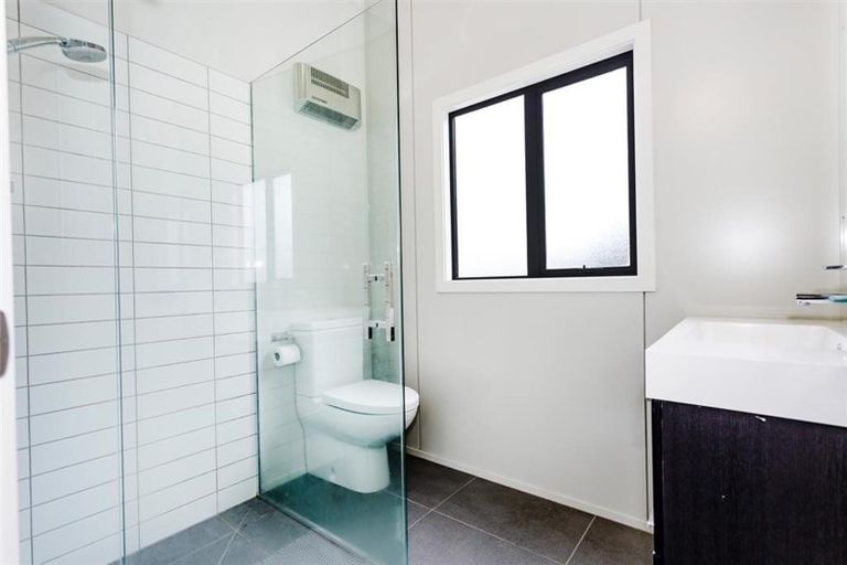 Photo of property in 24 Centennial Avenue, Helensburgh, Dunedin, 9010