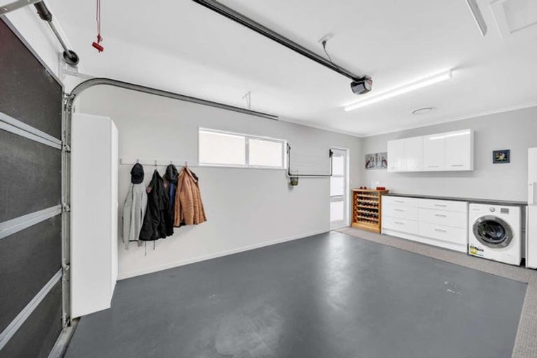 Photo of property in 189 Johnston Road, Balclutha, 9230